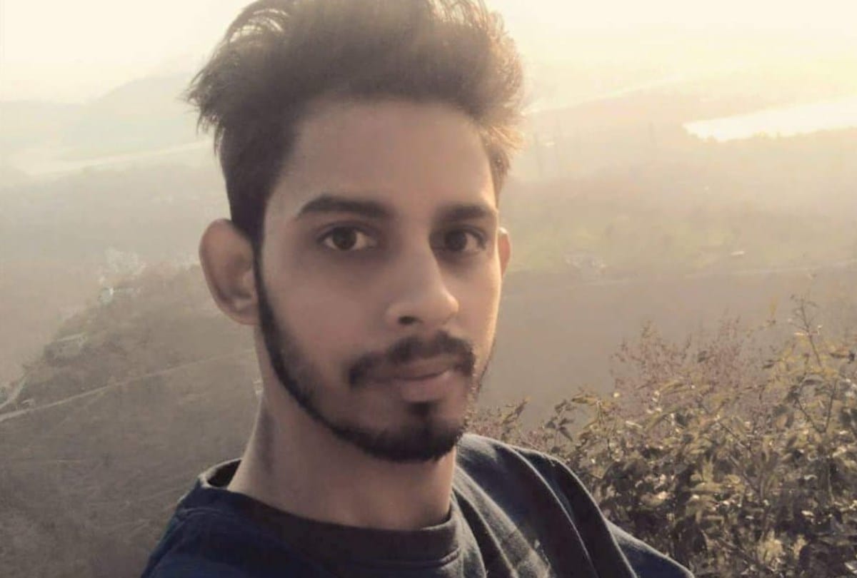 Facebook Honoured cyber expert Shashank Mehta to found Bug in website Bilaspur Himachal Pradesh