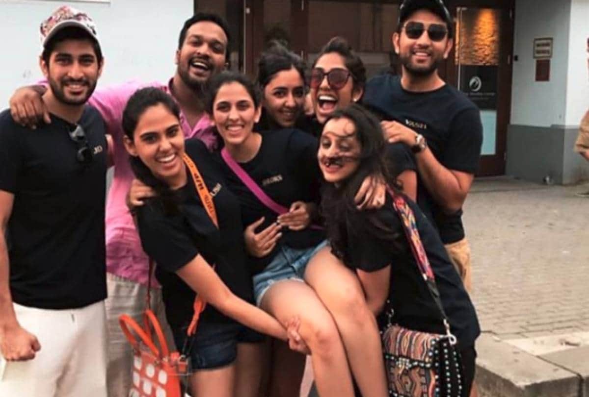 shloka mehta photo viral post wedding with akash ambani
