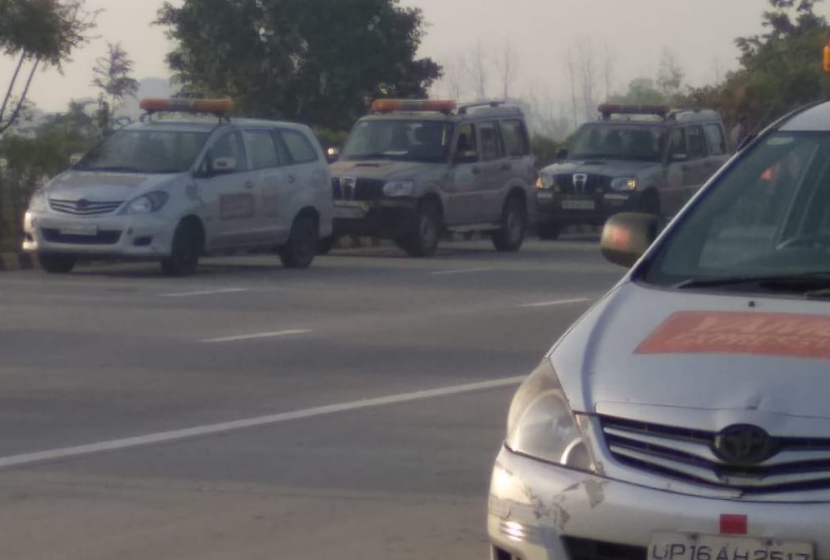 speedy car hits scooty from back scooty rider died on spot in bulandshahr