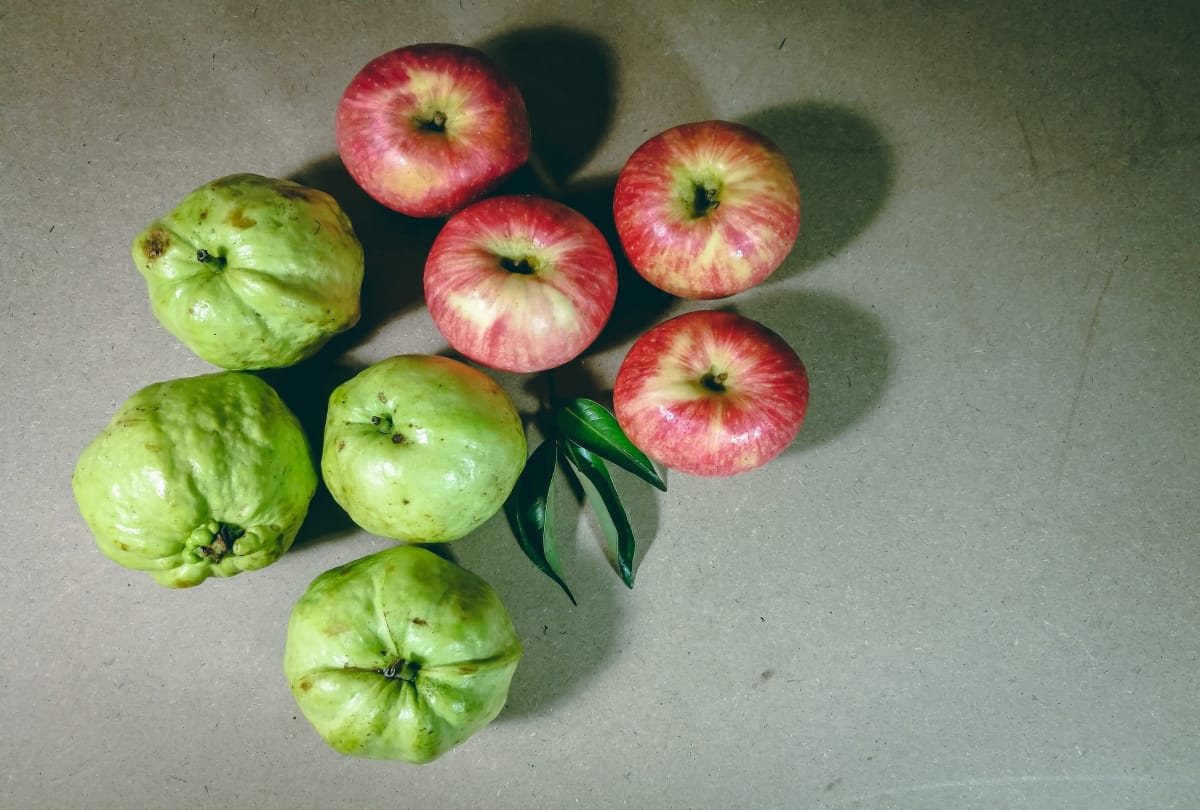 health benefits of apple and guava cure cancer and other diseases find research