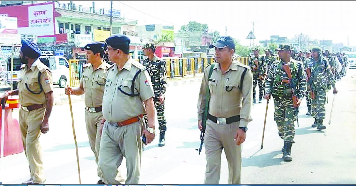 Police has odne flag march