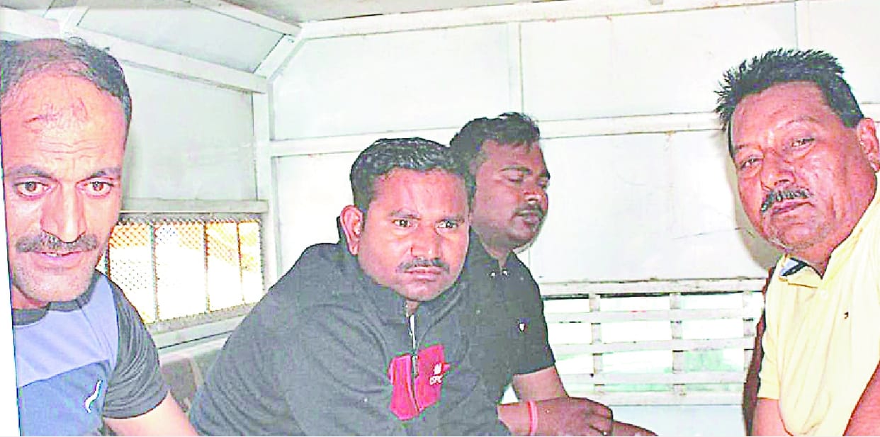 No leaked clue, kept one lakh reward