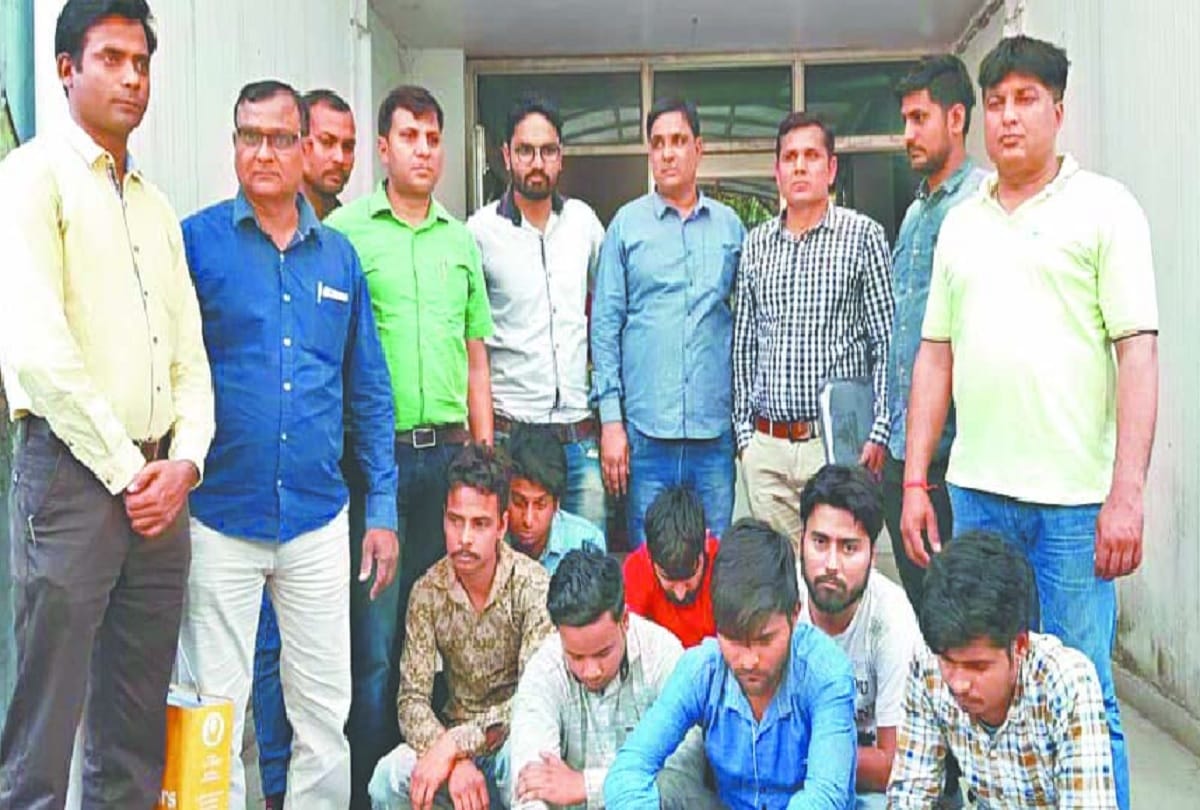 Fake call center busted by delhi police