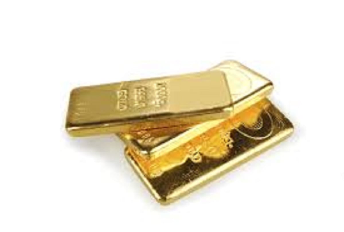Fraud with a person by giving fake gold in Ludhiana