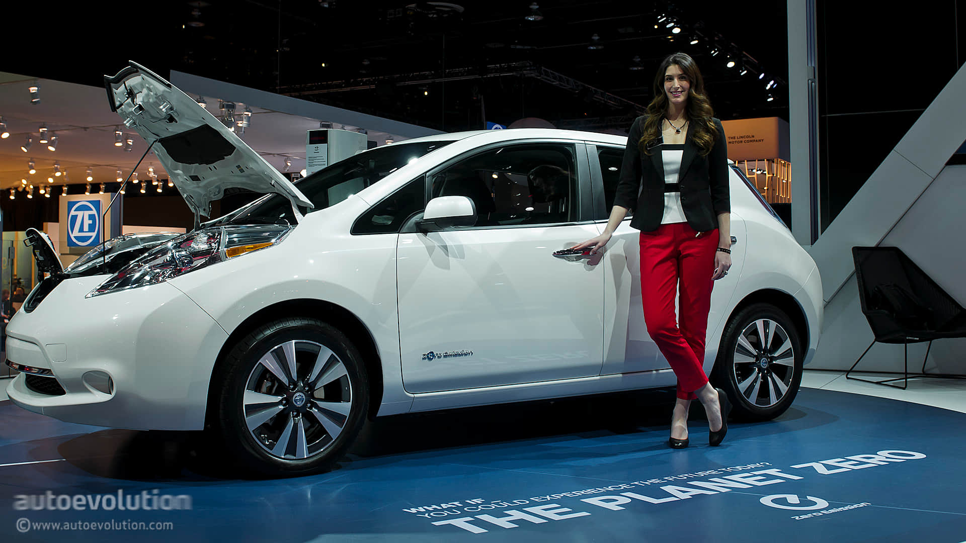 Hyundai Kona EV rival Nissan Leaf Electric car could debut in India this year
