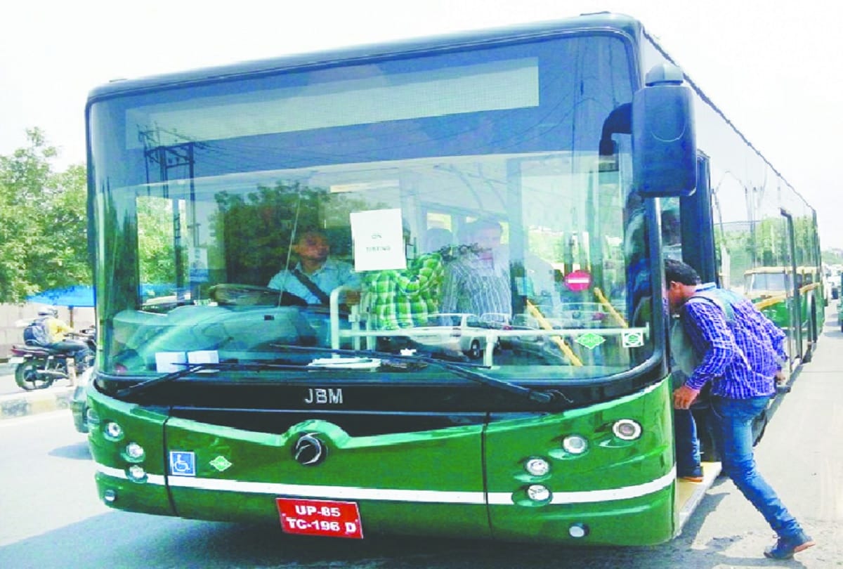 yatri mitra will promote NMRC feeder buses in noida