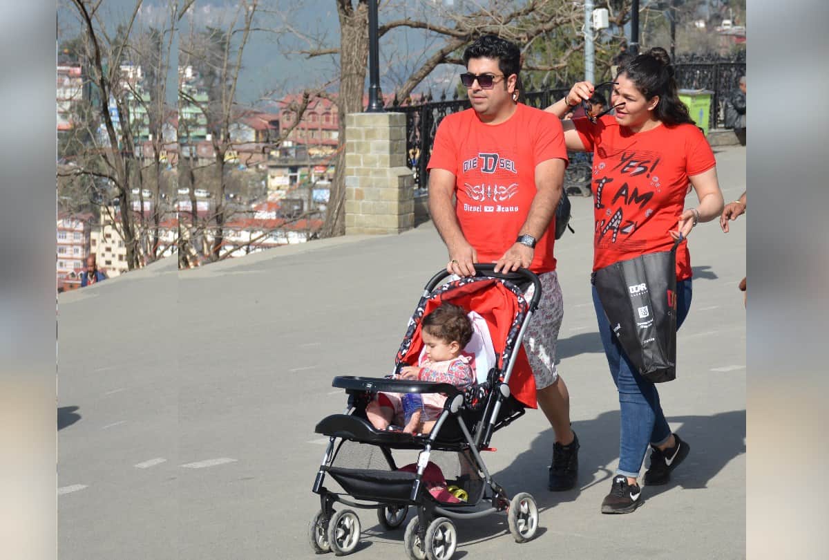 Tourist season started in shimla manali himachal pradesh