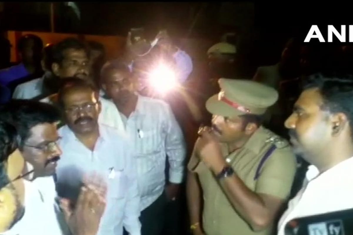 IT department is conducting raid at residence of DMK treasurer Durai Murugan