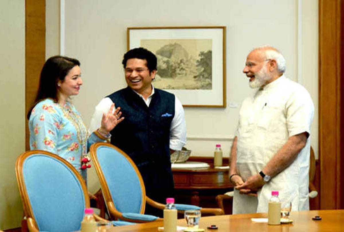 Sachin sehwag and other cricketers congratulates narendra modi over election victory