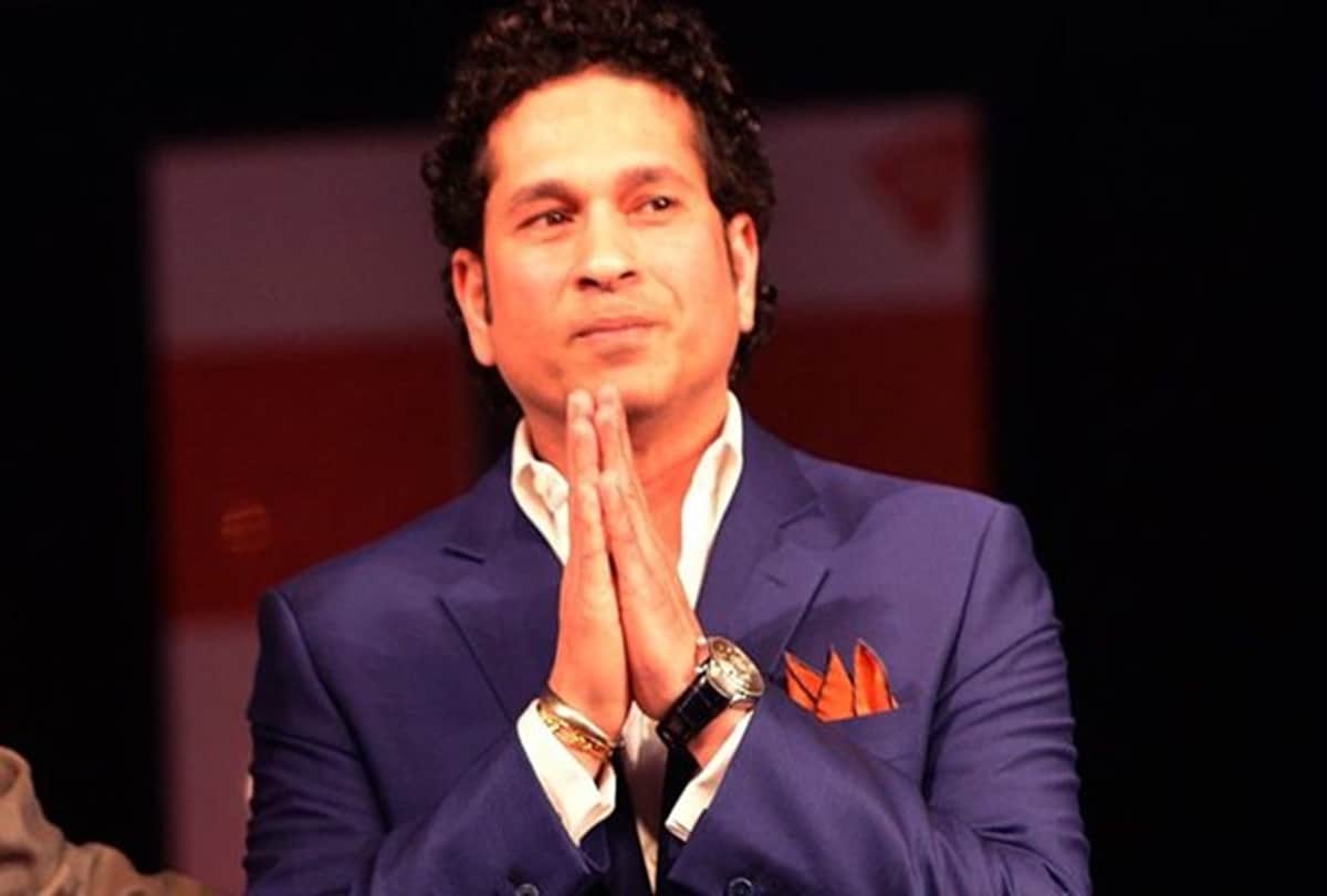 Sachin Tendulkar meets NCP chief Sharad Pawar, sparks rumours of joining politics