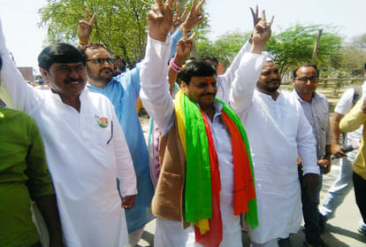 loksabha elections 2019 shivpal yadav has assets worth 2 crore, will fight against nephew akshay