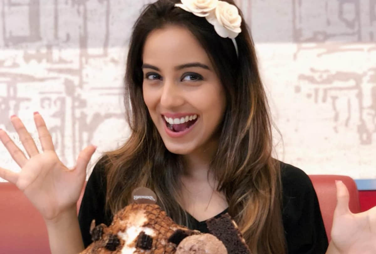 bigg boss 12 fame srishty rode announces now she is single