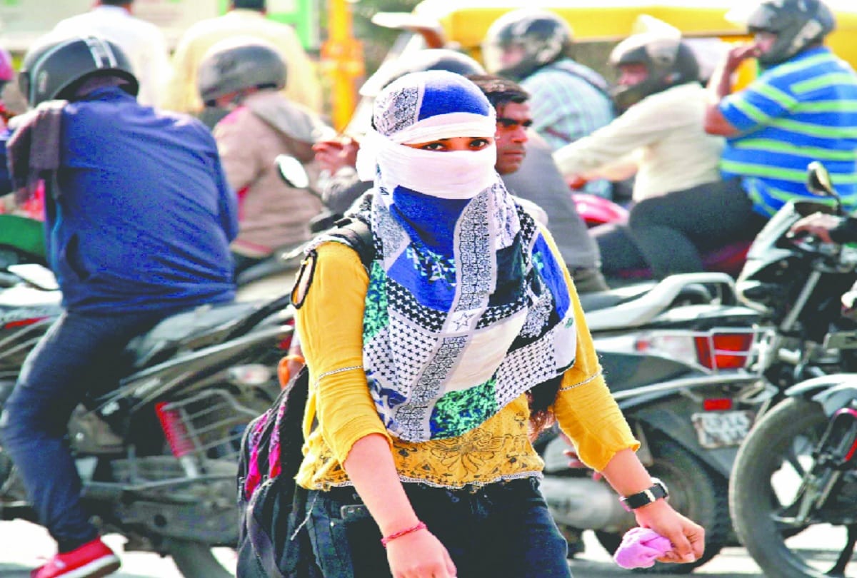 delhi ncr maximum temperature settling at 36 degrees Celsius