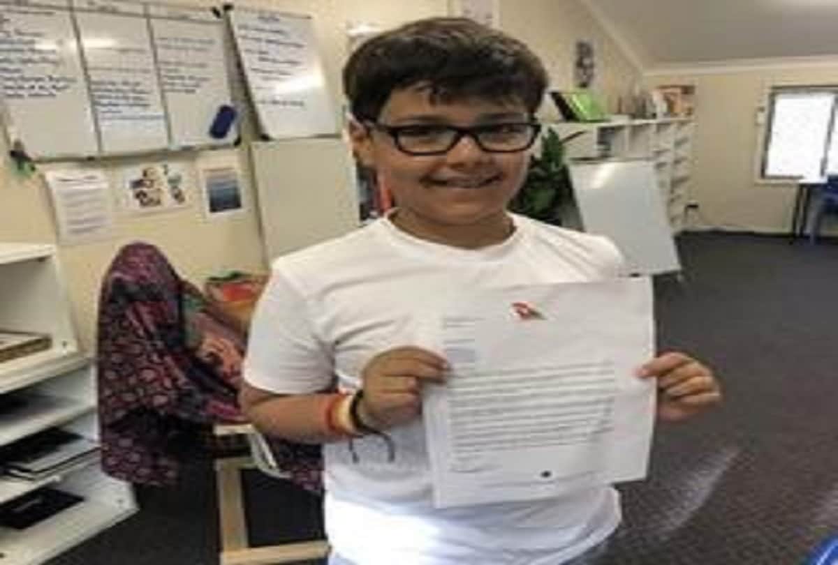 qantas airlines ceo signs agreement letter 10 year olds Alex Jacquot Who Started His Own 'Airline'