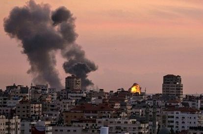 israel striked rockets in retaliation on the gaza strip