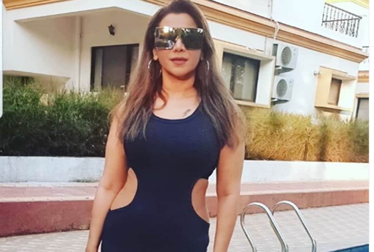 Ritu Shivpuri joins Congress After urmila matondkar