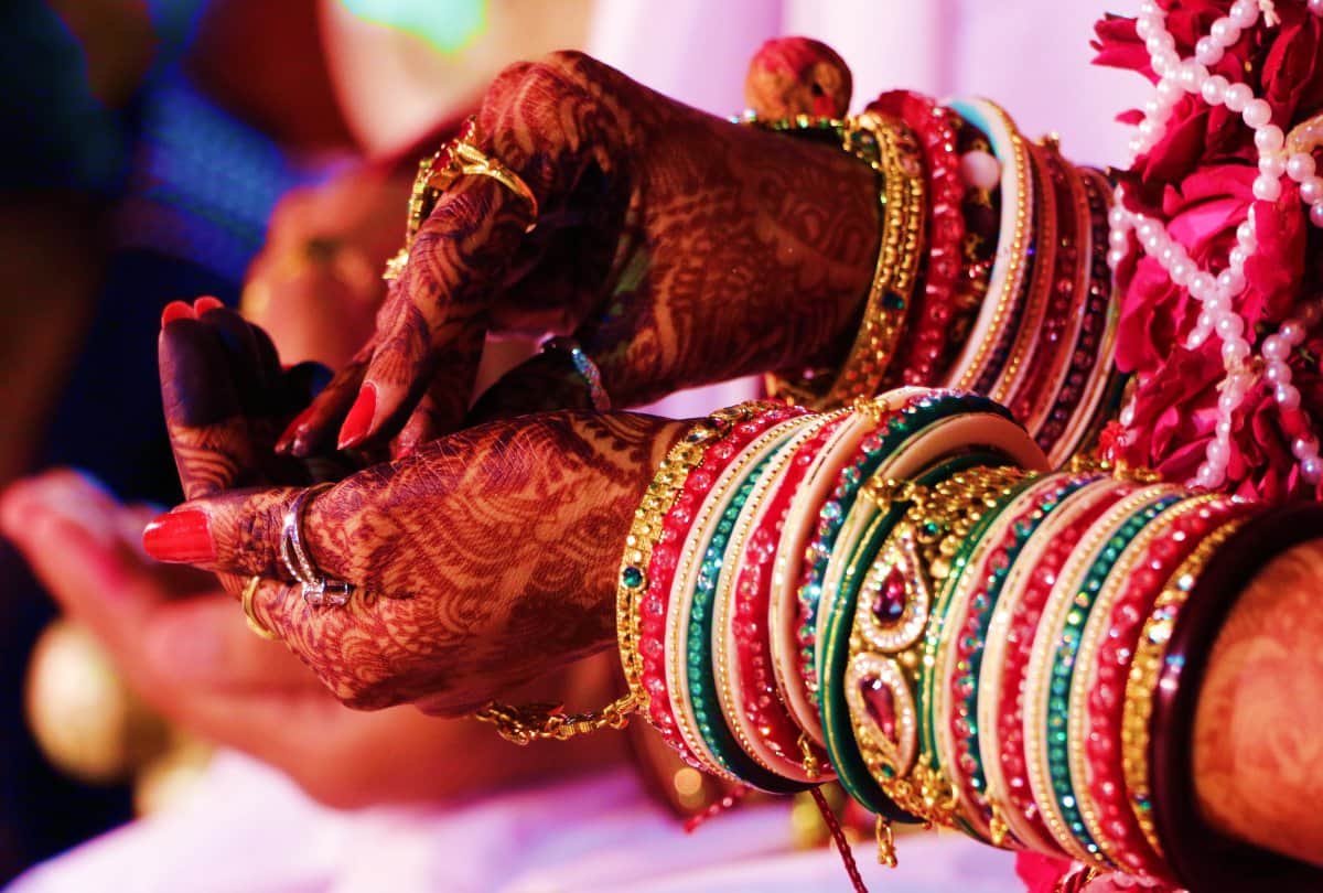 famous markets of bangles in delhi chandani chowk lajpat nagar rajaori garden