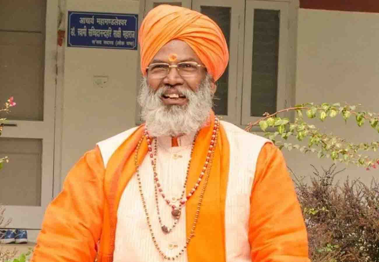 Movable and immovable property of sakshi maharaj nad annu tandon lok sabha elections 2019