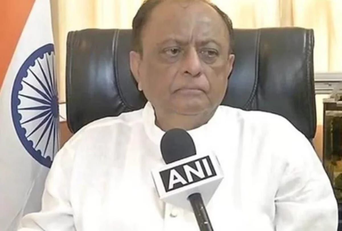 NCP leader Majeed Memon advised Uddhav Thackeray not to encourage religious activities
