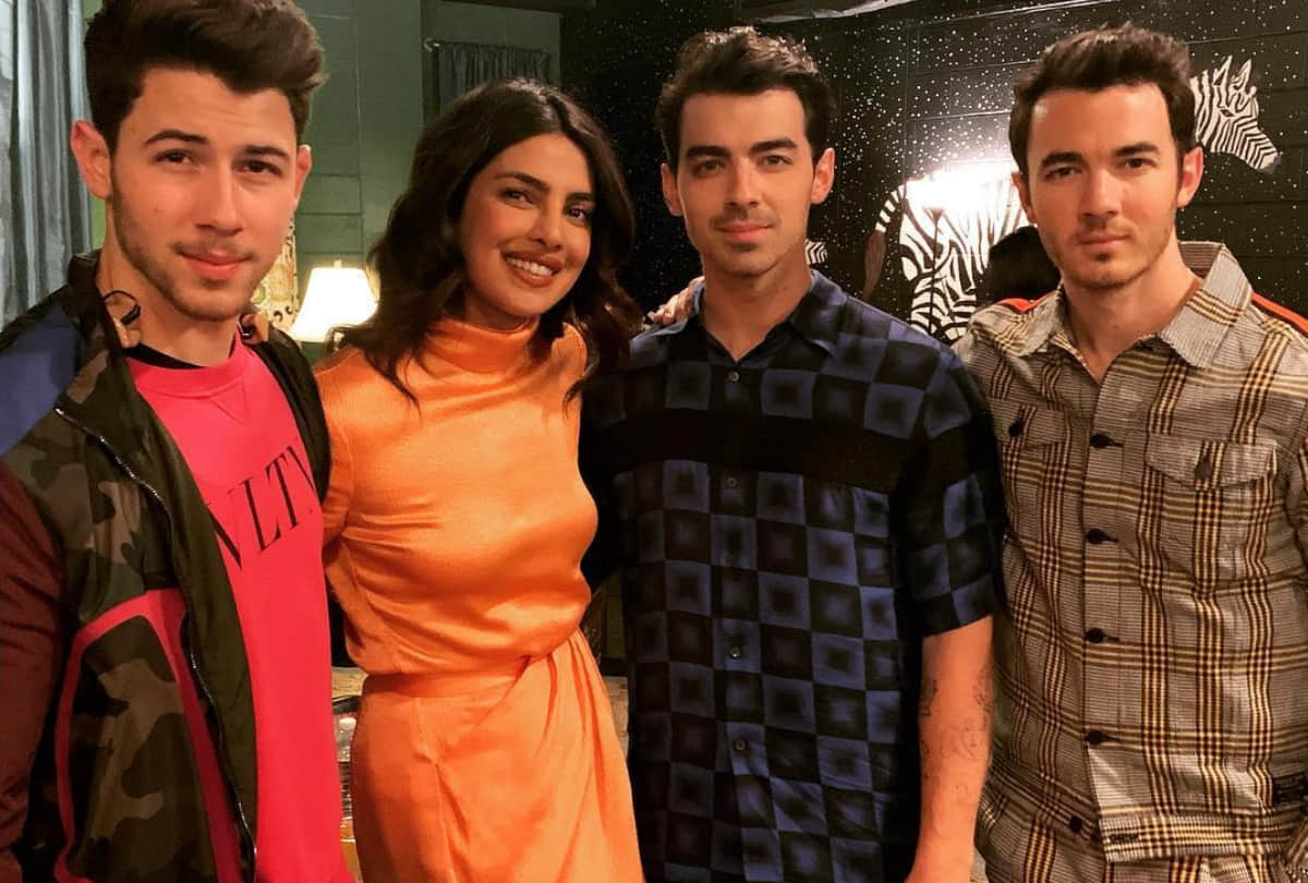 Priyanka Chopra Nick jonas Music Video What A Man Gotta Do Poster released