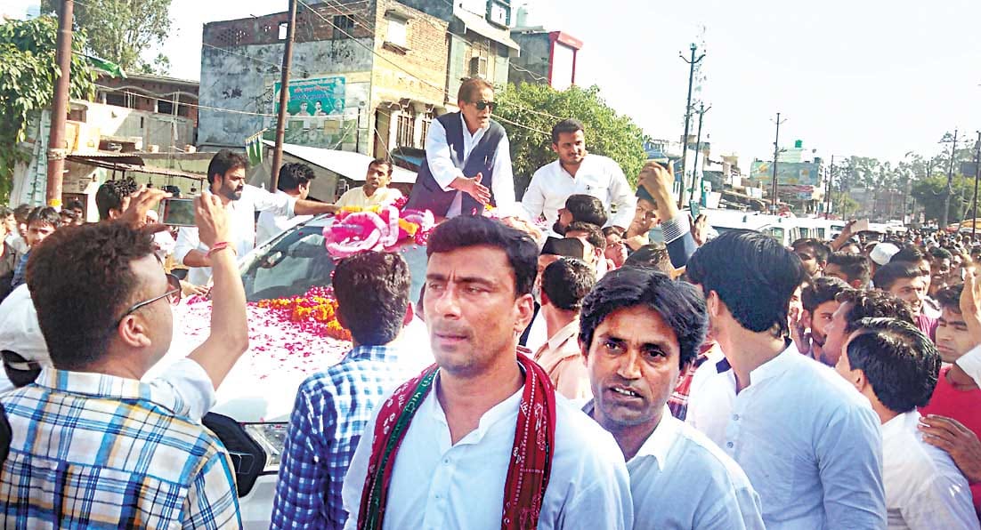 road show of azamkhan
