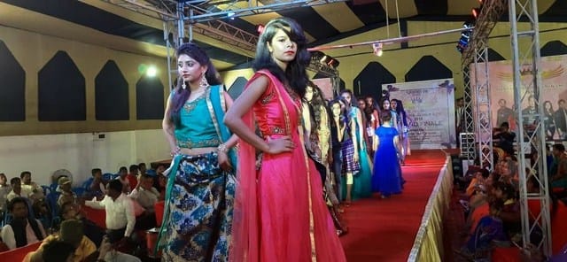 Saloni 'Miss' and Deepak became 'Mr. Indo-Nepal'
