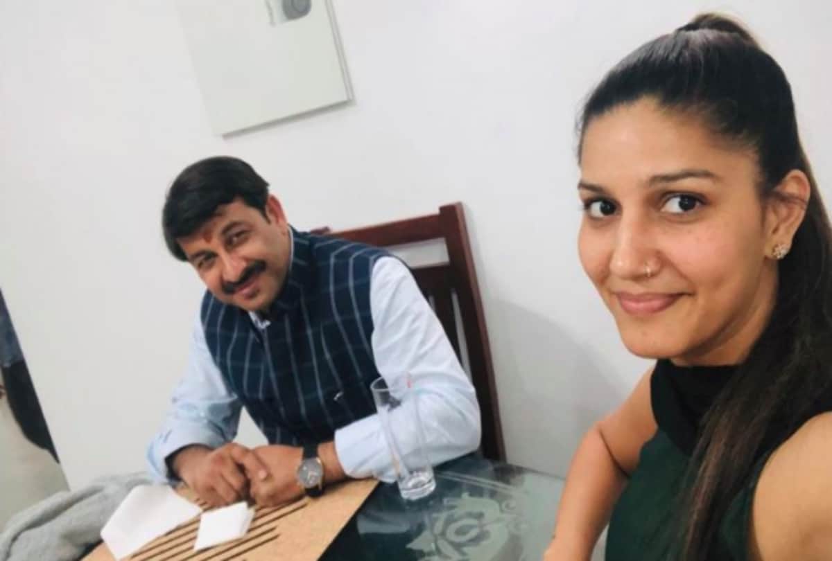 Sapna Chaudhary get trolled after shared her photo in Mini Skirt