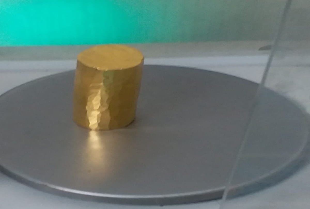 Man And women arrest at Lal Bahadur Shastri International Airport with Gold