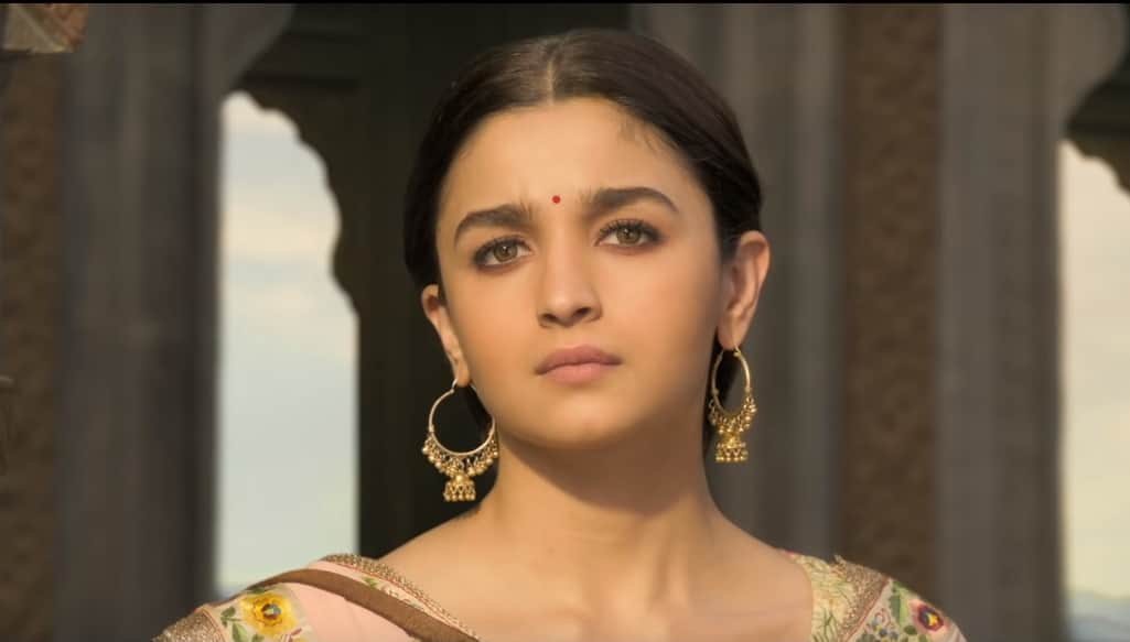 Lok Sabha Elections 2019 Alia Bhatt would not vote because she has British citizenship