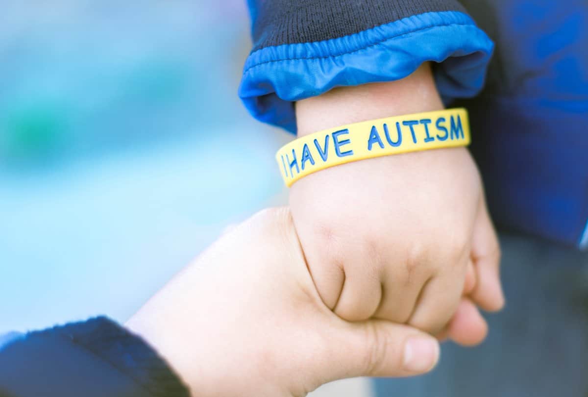 World Autism Awareness Day 2021: know the reasons of autism in child in hindi