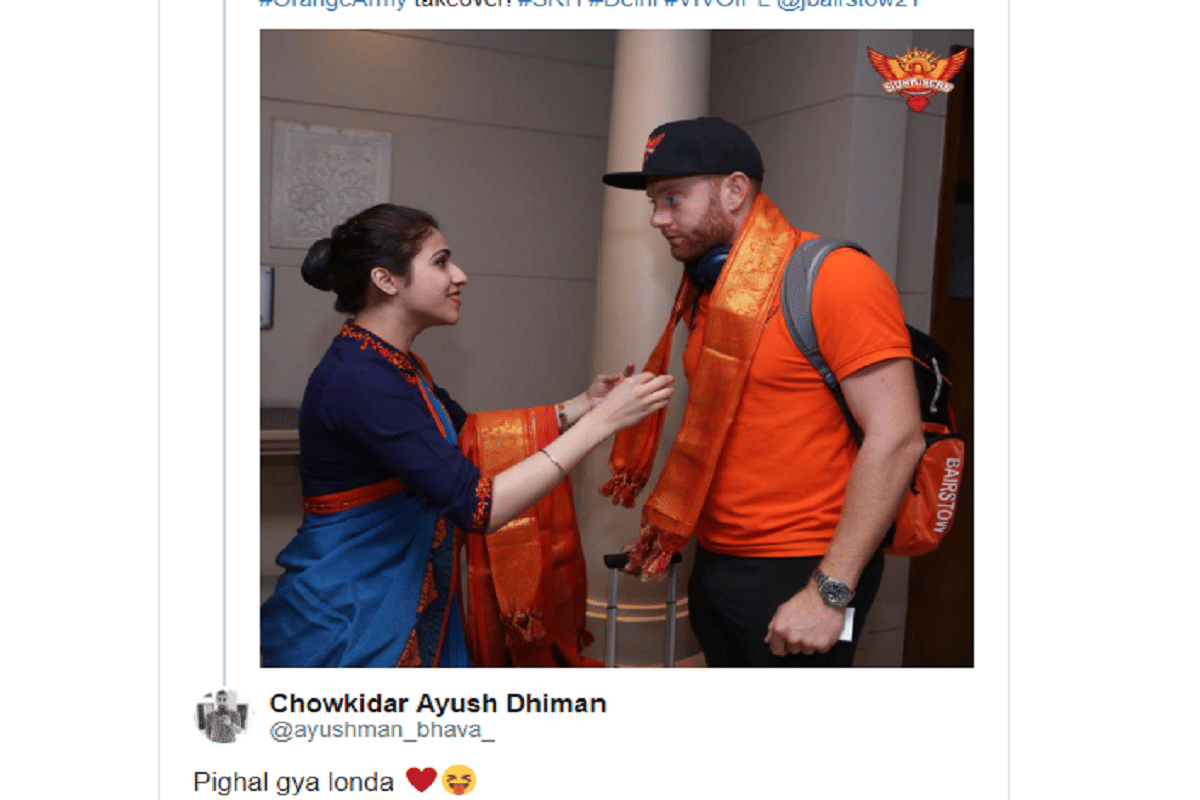 IPL 2019: Picture of Bairstow and hotel staff goes viral as it reminded user about dhoni-sakshi