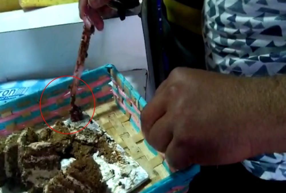 Rat Found in cake online order in dehradun video viral 