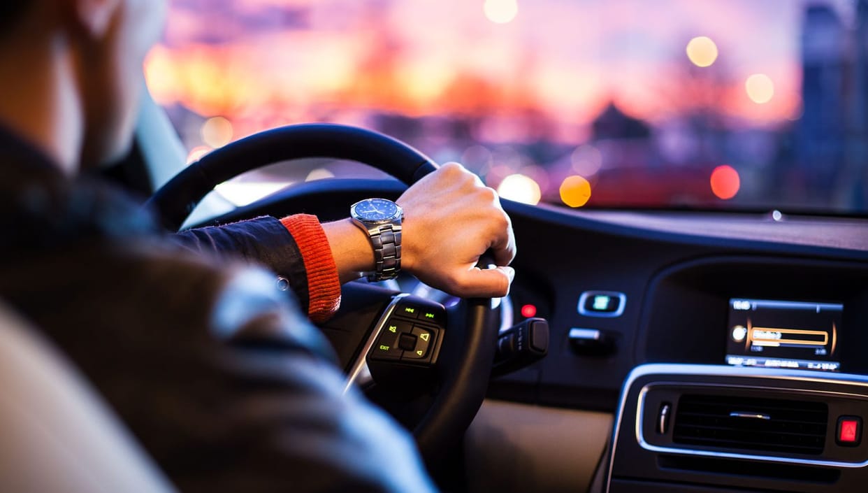 Dehradun News: Heavy fine will have to paid if lights are not fixed in vehicles