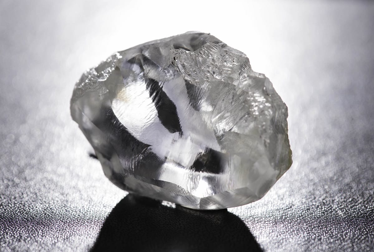 425 karat diamond found in diamond mine in south africa know about other big diamonds in world