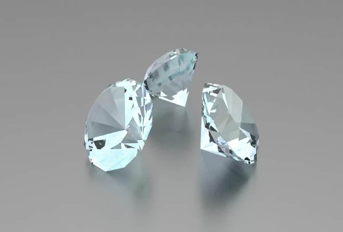 madhya pradesh panna labour found 3 diamond worth twenty lakh rupees