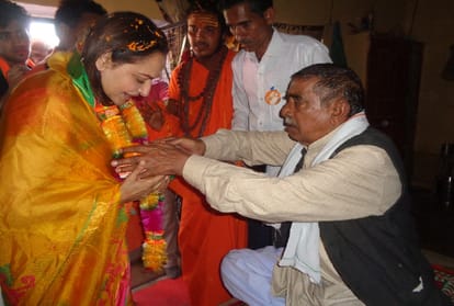 Jayapradha worship in Shiva temple Rathoda