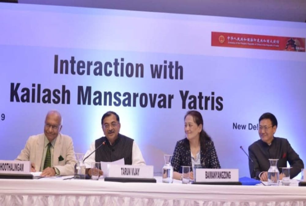 Kailash mansarovar yatra 2019 Tarun Vijay meeting with china officers 