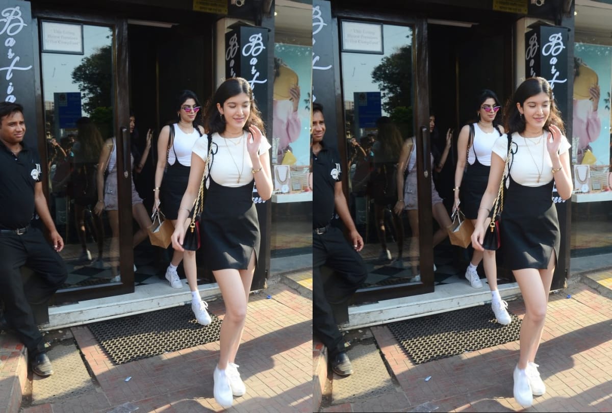 Khushi Kapoor and Shanaya Kapoor twinning in black and white dress