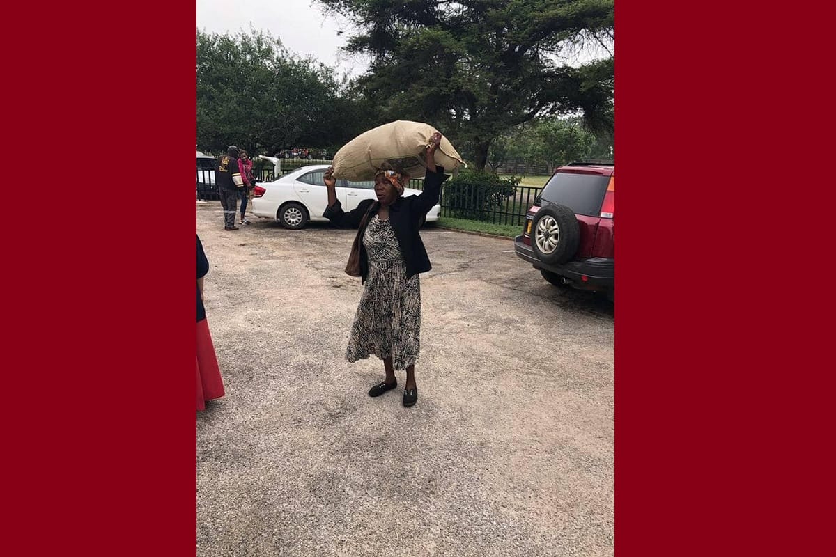 Zimbabwe: billionaire to gift house to 71 year old Plaxedes Dilon for helping cyclone victims