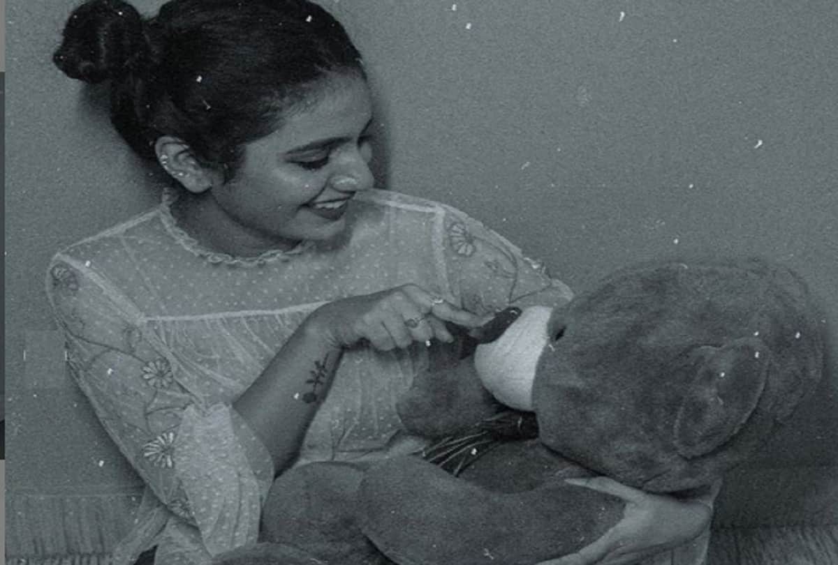 priya prakash varrier new photos viral on social media