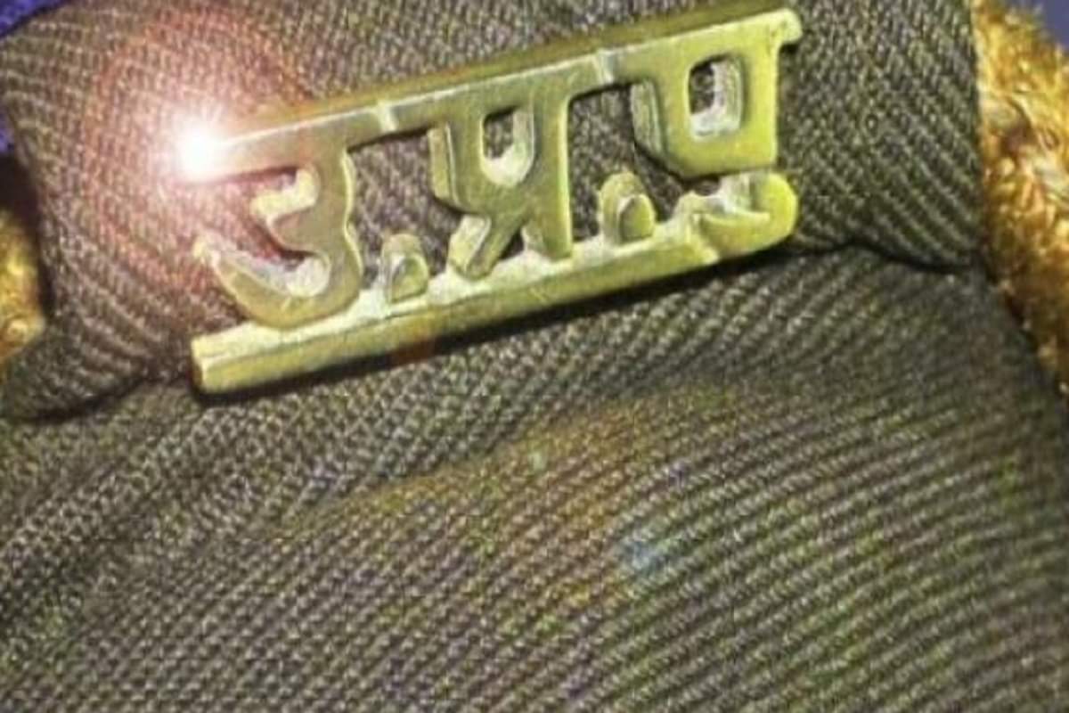 Divyang dead body found hanged on tree in sikrara jaunpur