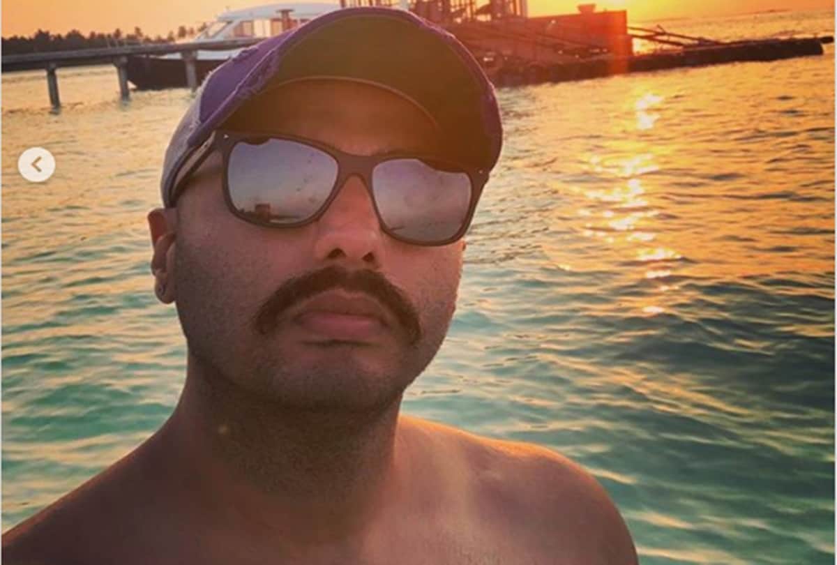 Arjun Kapoor Shares Maldives Vacation Photos user trolled