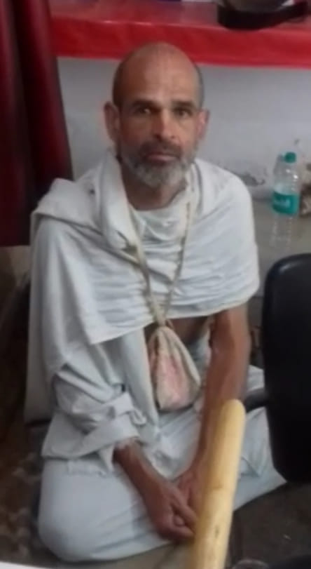 वृंदावन में रह रहा इटली का निवासी गिरफ्तार किया