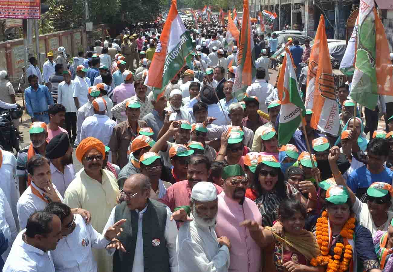 Congress candidate shriPrakash Jaiswal Nomination lok sabha election 2019