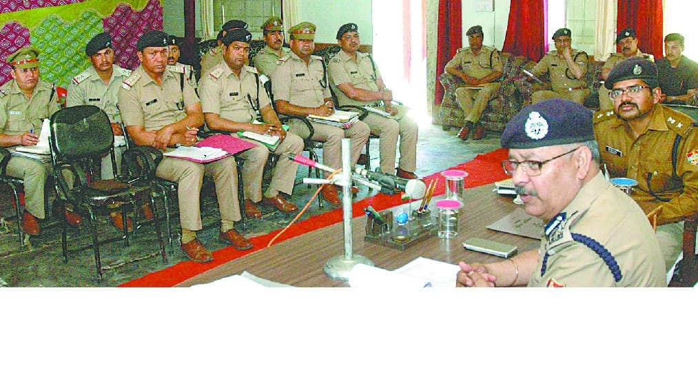 Eye on international border: DIG