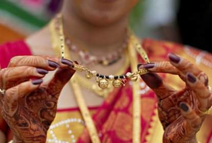 Karwa Chauth Managlsutra Designs Latest Trendy Design of Mangal Sutra on Karva Chauth Festival