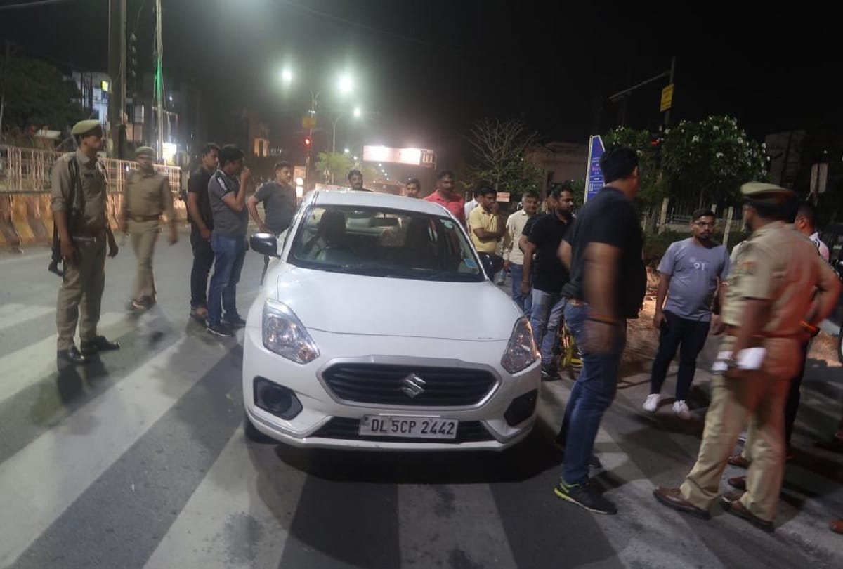 Car loot with OSD of Central Minister JP Nadda