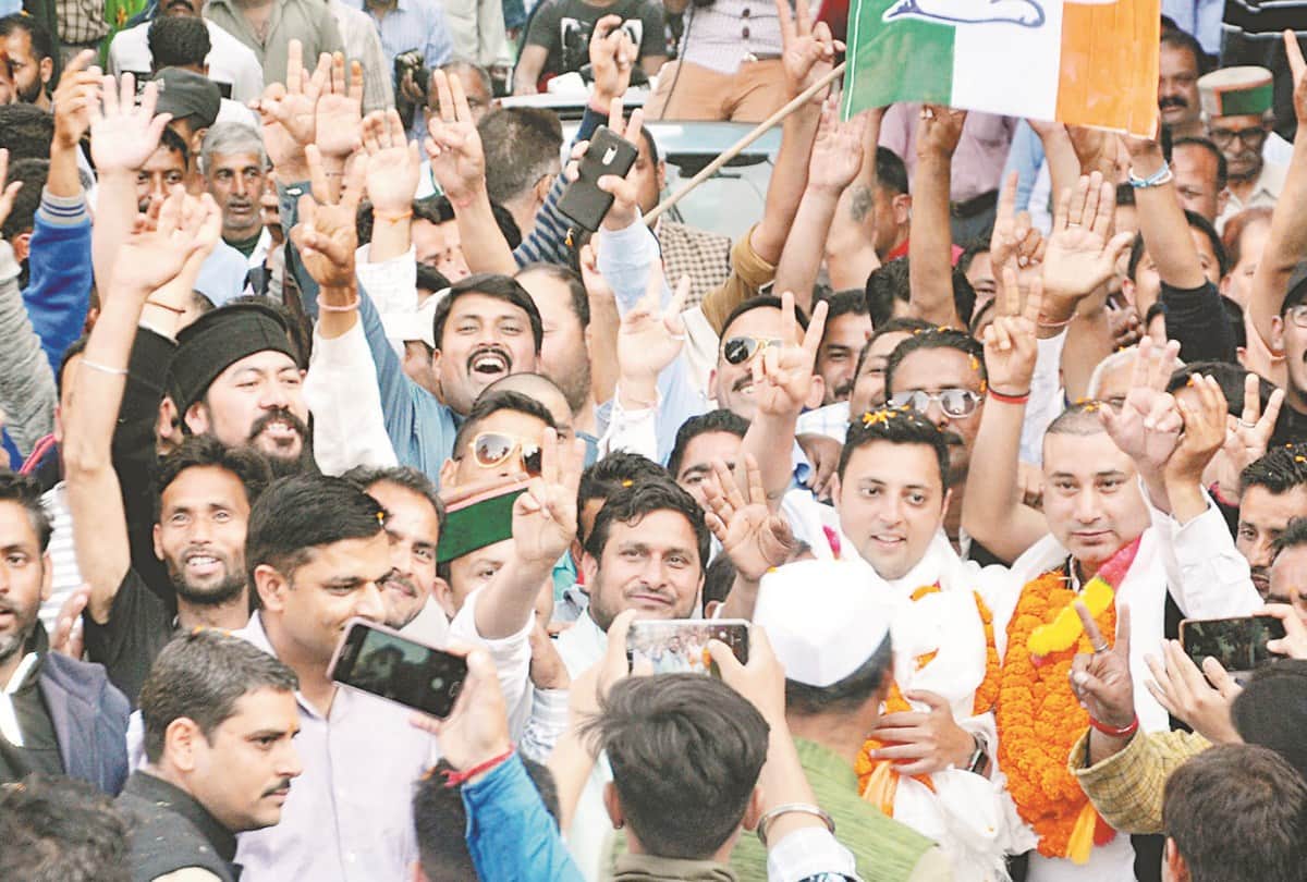 lok sabha election 2019 congress mp candidate aashray sharma road show in mandi