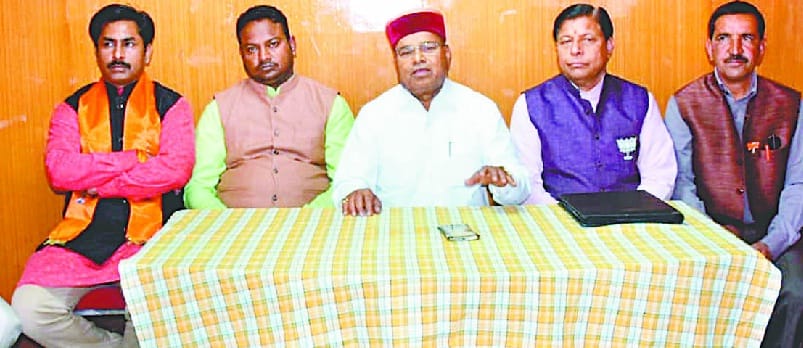 Congress is not poverty, poor people removed: Thawar