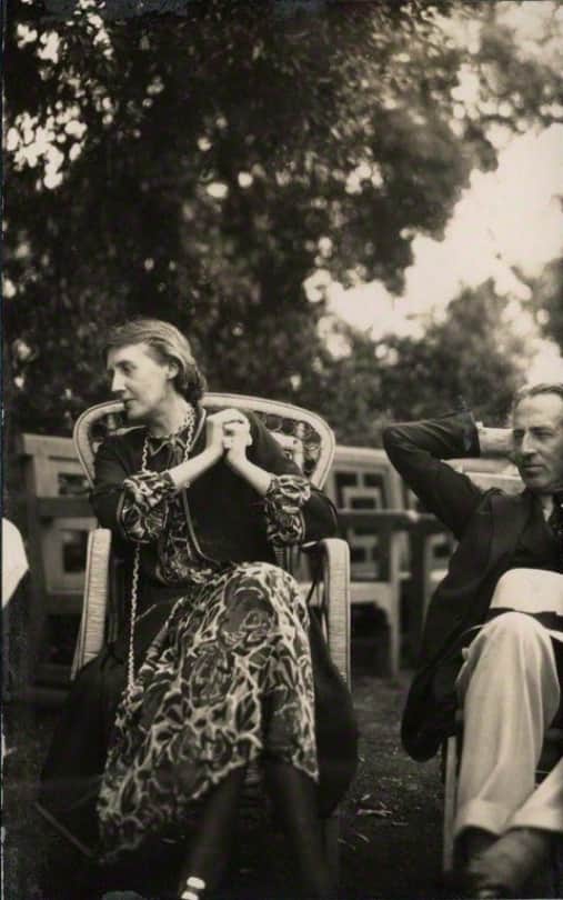 english novelist essayist and critic virginia woolf suicide